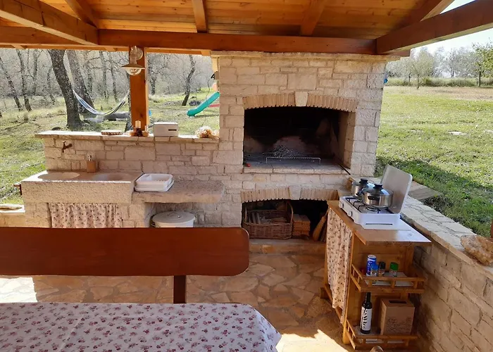 Robinson House Istra Porec * Vižinada